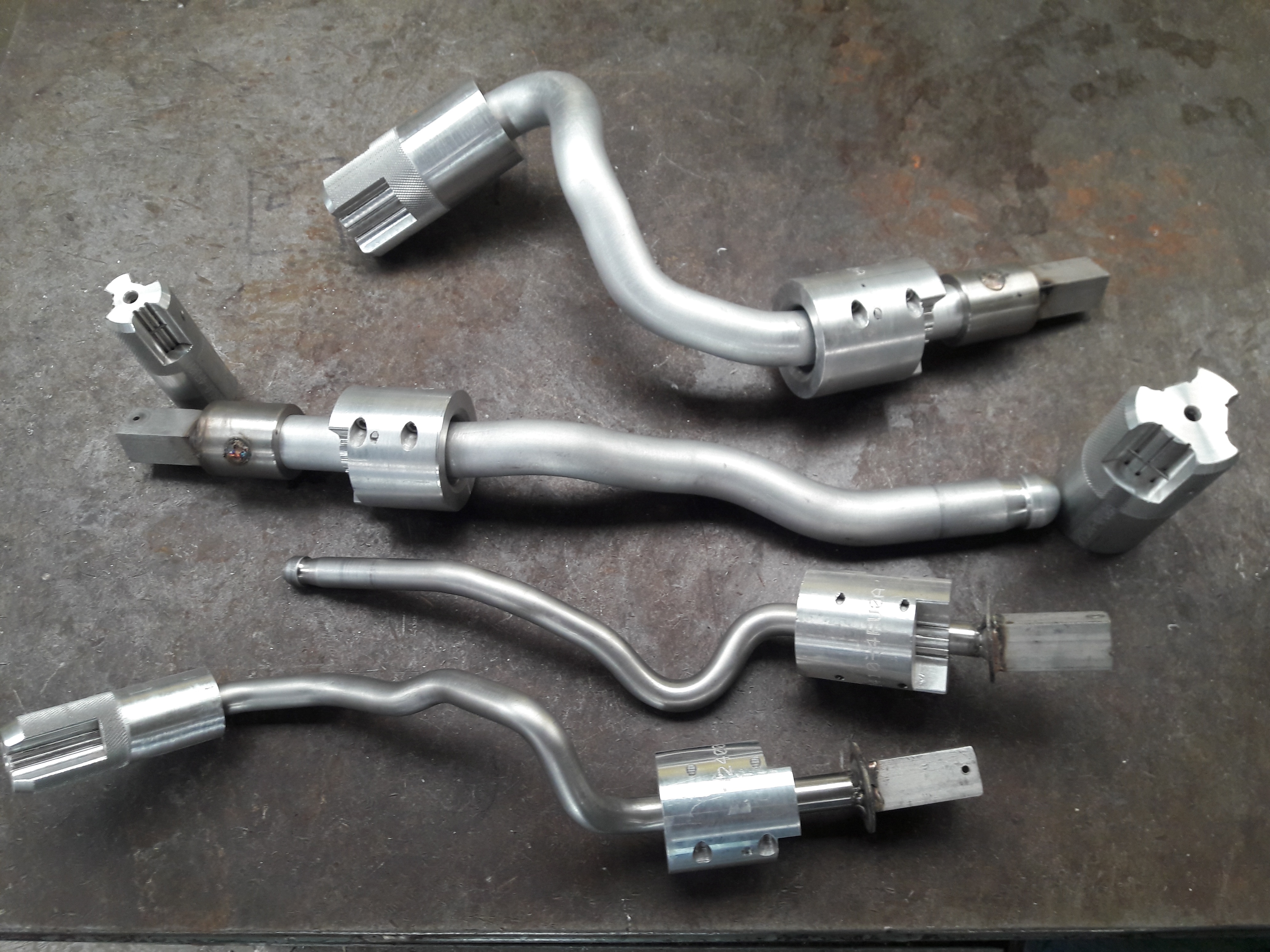 Mandriles con caps base y punta