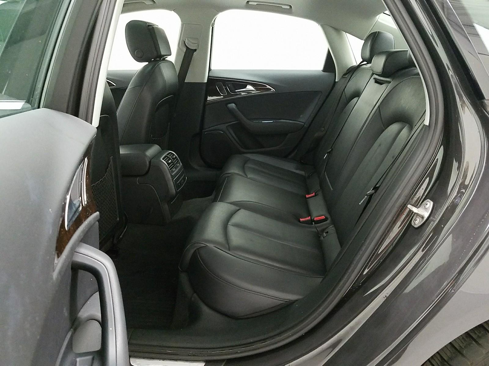 INTERIORREAR INTERIORREAR