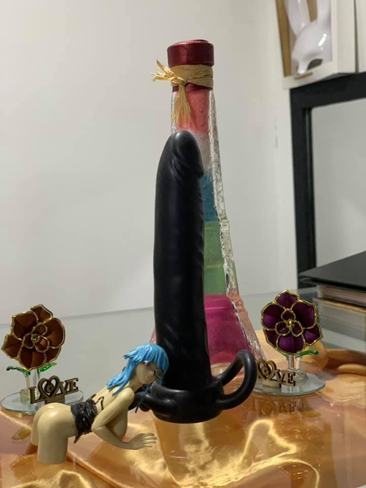 DOUBLE TROUBLE
ARNES DE PENE PARA DOBLE PENETRACION EN SILICONA COLOR NEGRO
$ 90.000