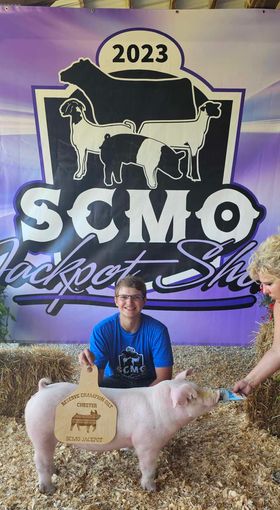 Logan Nothnagel
2023 SCMO Jackpot Show 
Houston, MO
Reserve Champion Chester White Gilt