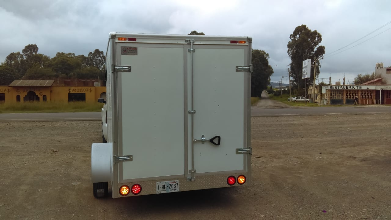 REMOLQUE CAJA SECA