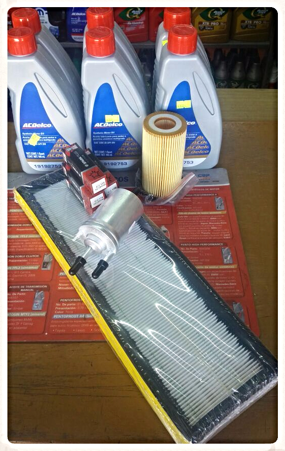 Paquete afinación BORA y
Jetta Bicentenario x$1450. 
(incluye 6lts aceite sintético,
5 bujías doble platino,
tres filtros aire, aceite y gasolina)