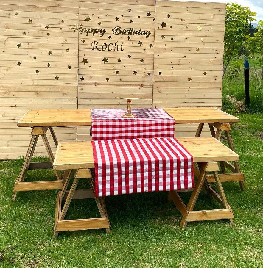 ** Doble Tipo Caballete
Caballete Pequeña
1.62Cm x 71cm Alto
Caballete Grande
2.15Cmx82Cm Alto
$ 120.000