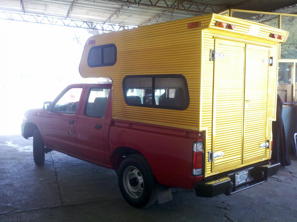 2.1.10 CAMPERS VOLADO PICK UP DE ALUMINIO