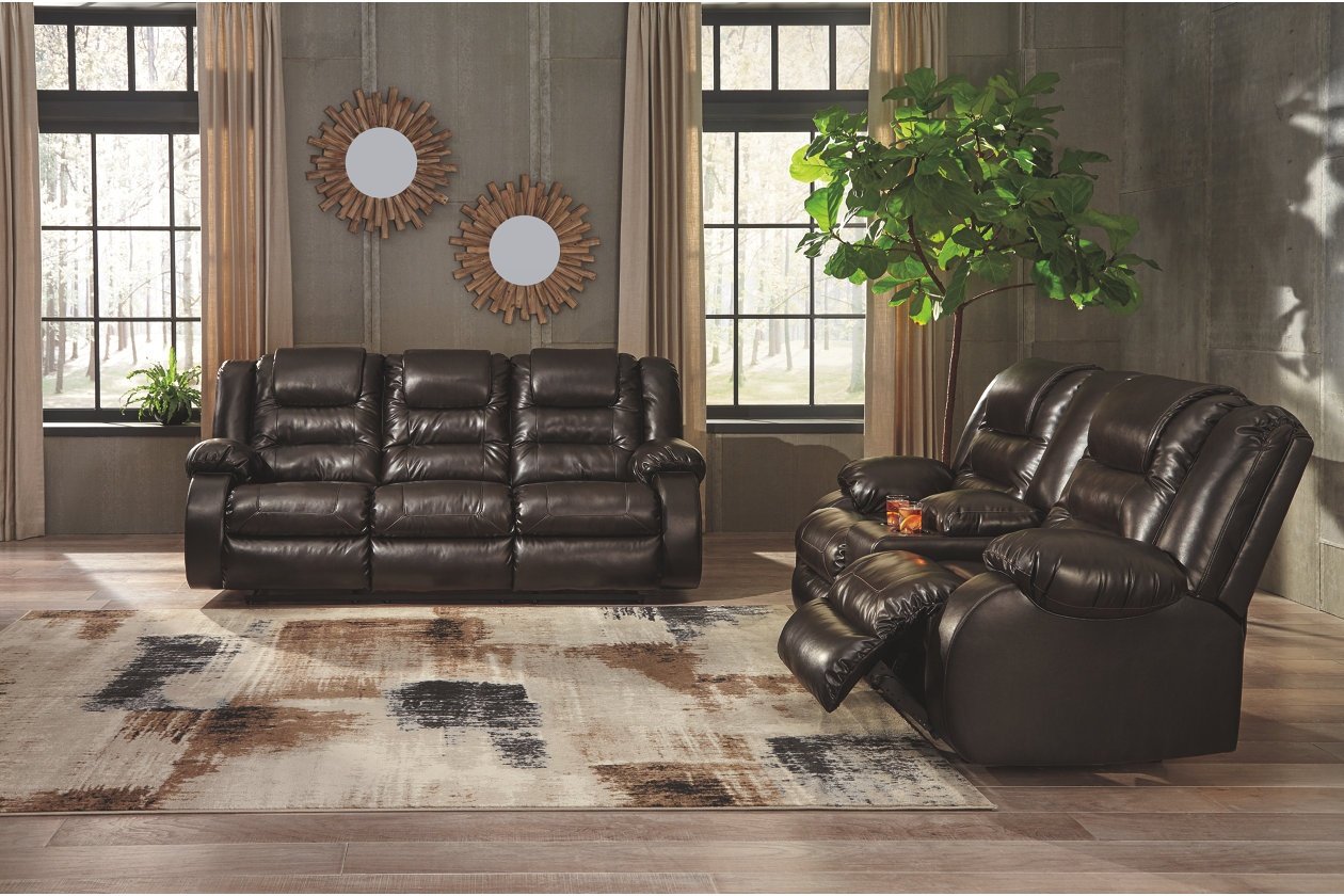 793 Vacherie Living Room Set
Available in 3 colors