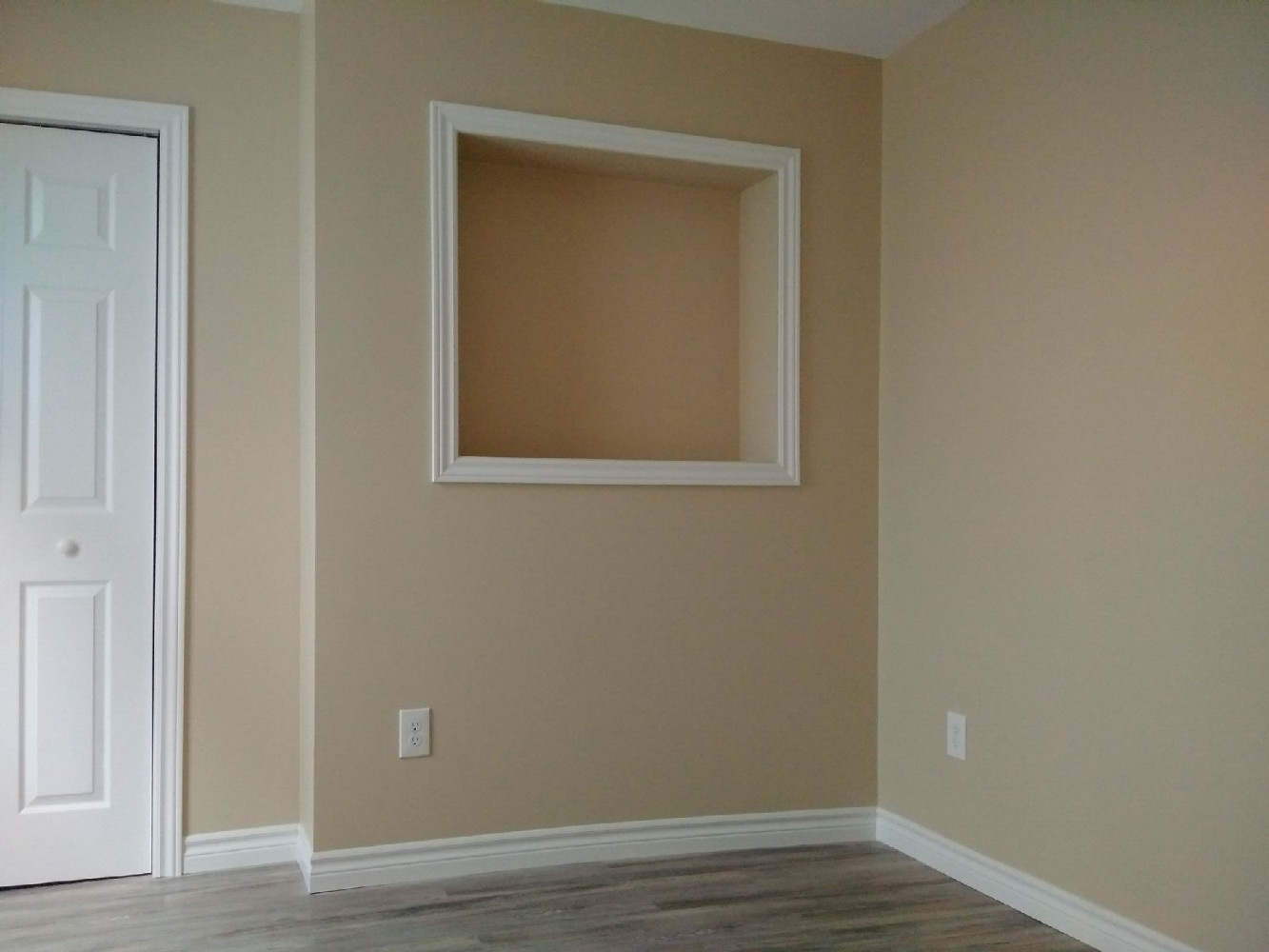 Master Bedroom
Photo 2