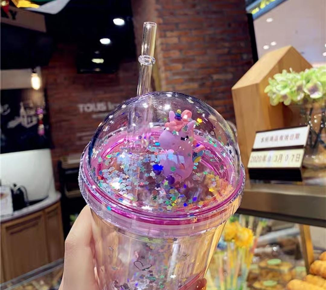 BW-26
VASO DE UNICORNIO CON MUÑECO
CAPACIDAD DE 500 ml