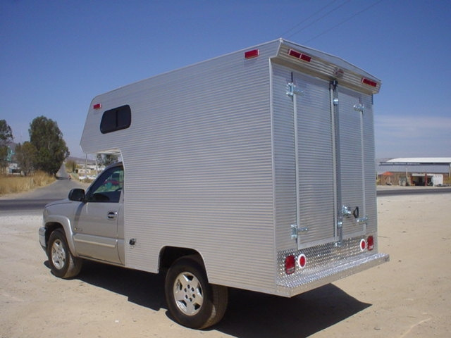 campers volado chasis nissan  