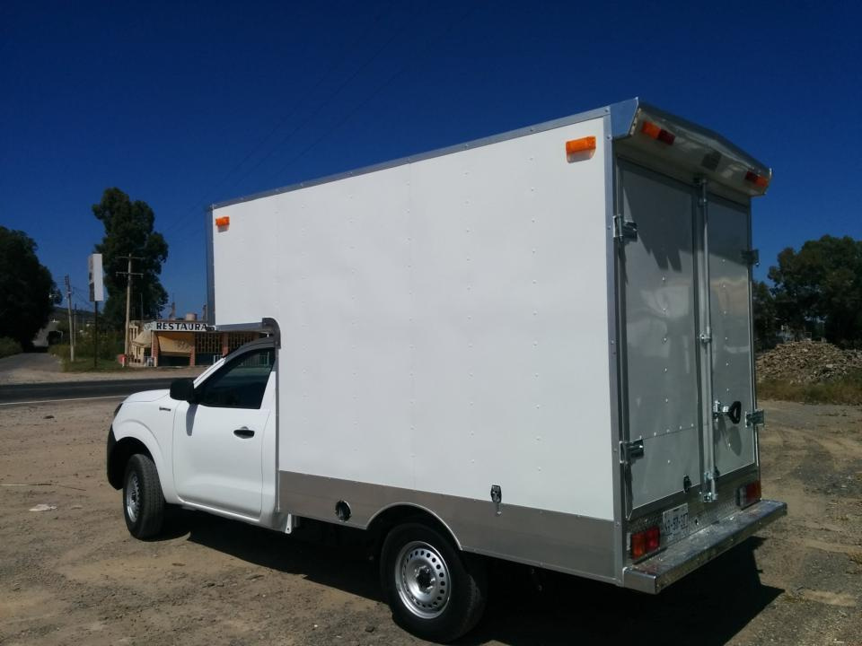 campers volado chasis nissan  