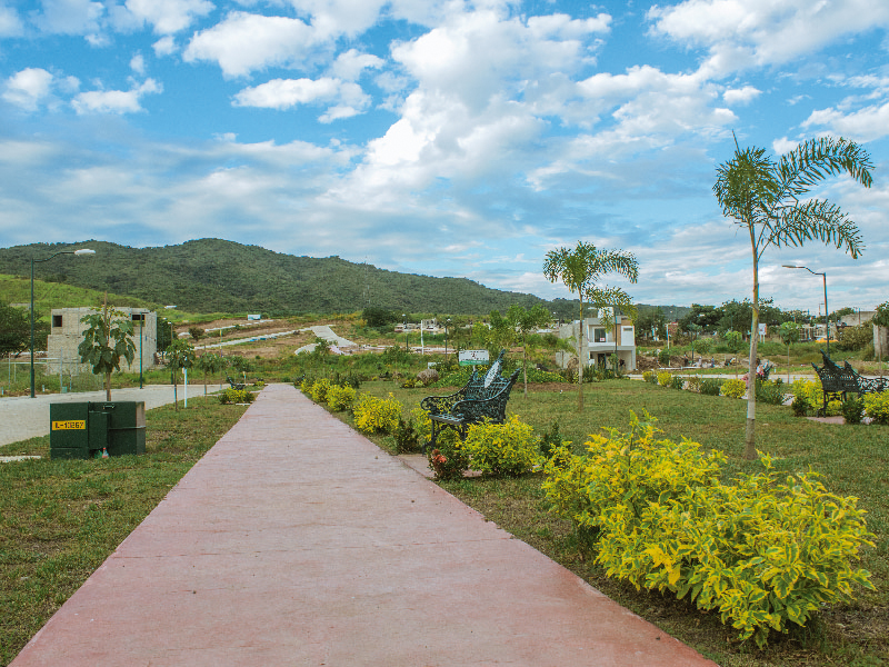 Fracc. Colinas del Valle
$350,000.00
6x15m