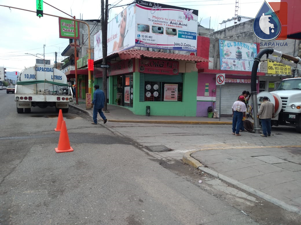 DASASOLVE DE POZO DE VISITA EN LA C. V. TRUJANO ESQ AV. 2 DE ABRIL