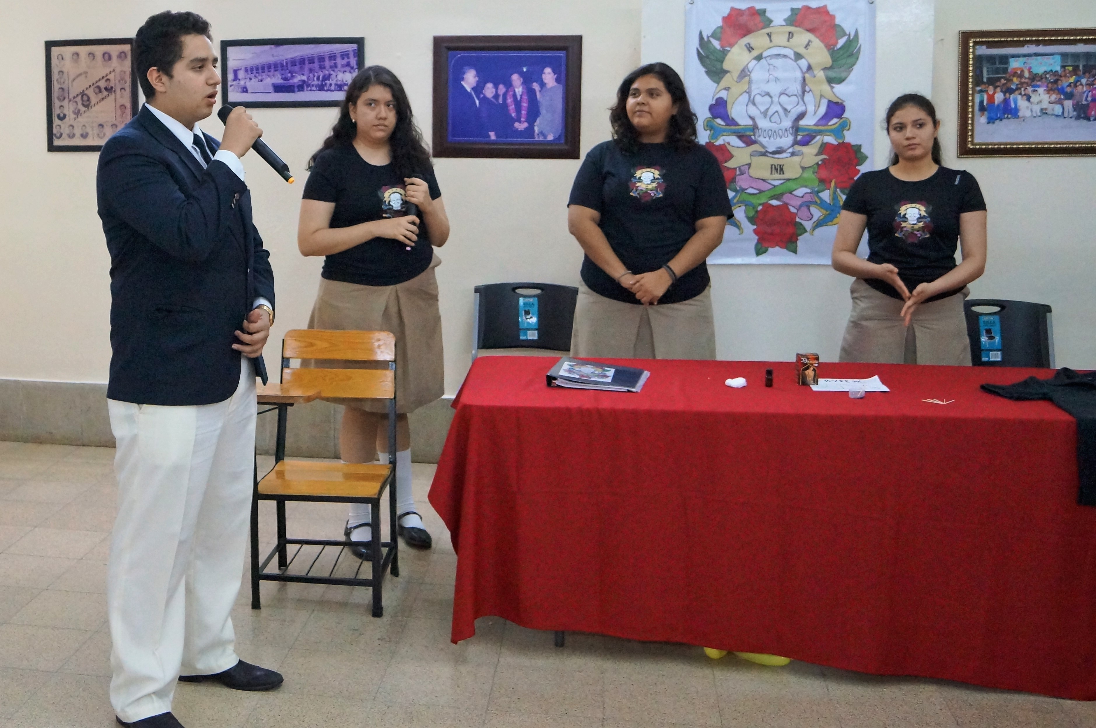 EXPOSICIÓN DE EMPRENDEDORES
27 DE JUNIO 2017