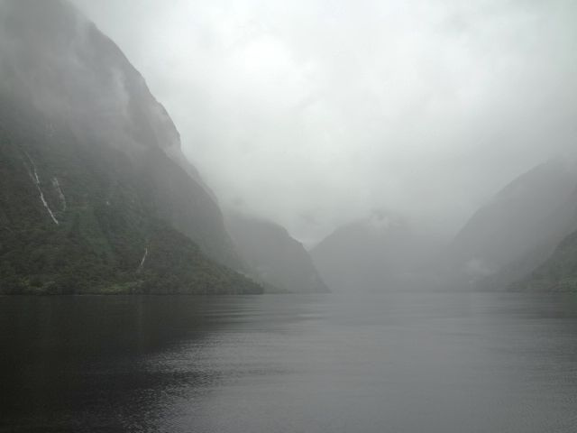 https://0201.nccdn.net/4_2/000/000/038/2d3/Doubtful-Sound---22--640x480.jpg