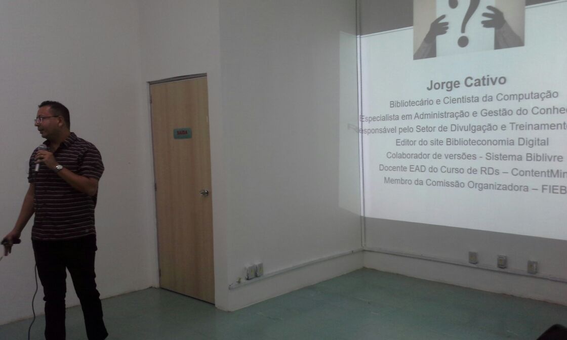 EM BELÉM - ATIVIDADES PELO DIA DO BIBLIOTECÁRIO.