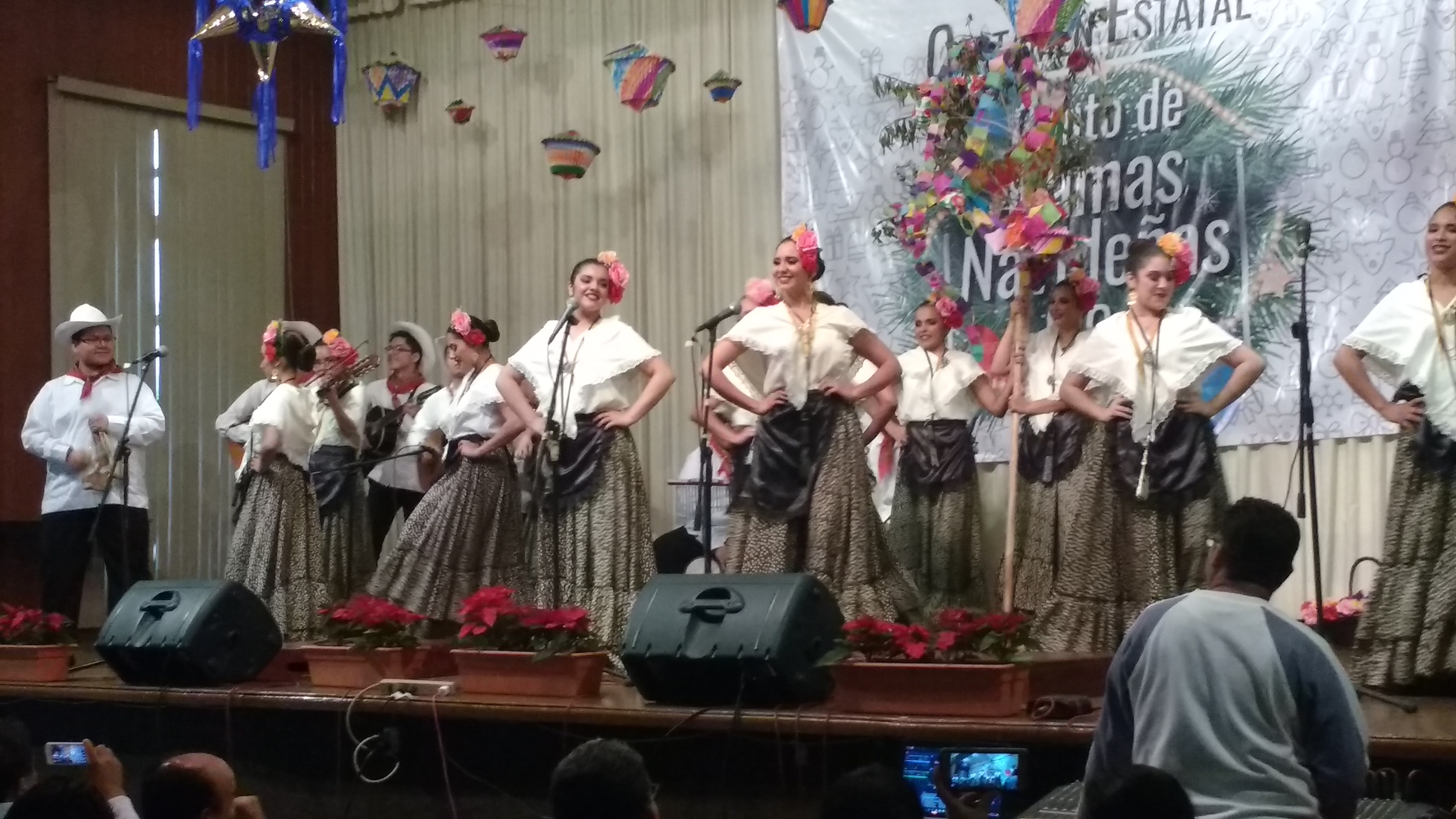 1ER. LUGAR CERTAMEN DE CANTO DE RAMA NAVIDEÑA
1 DE DICIEMBRE 2017 FASE ZONAL