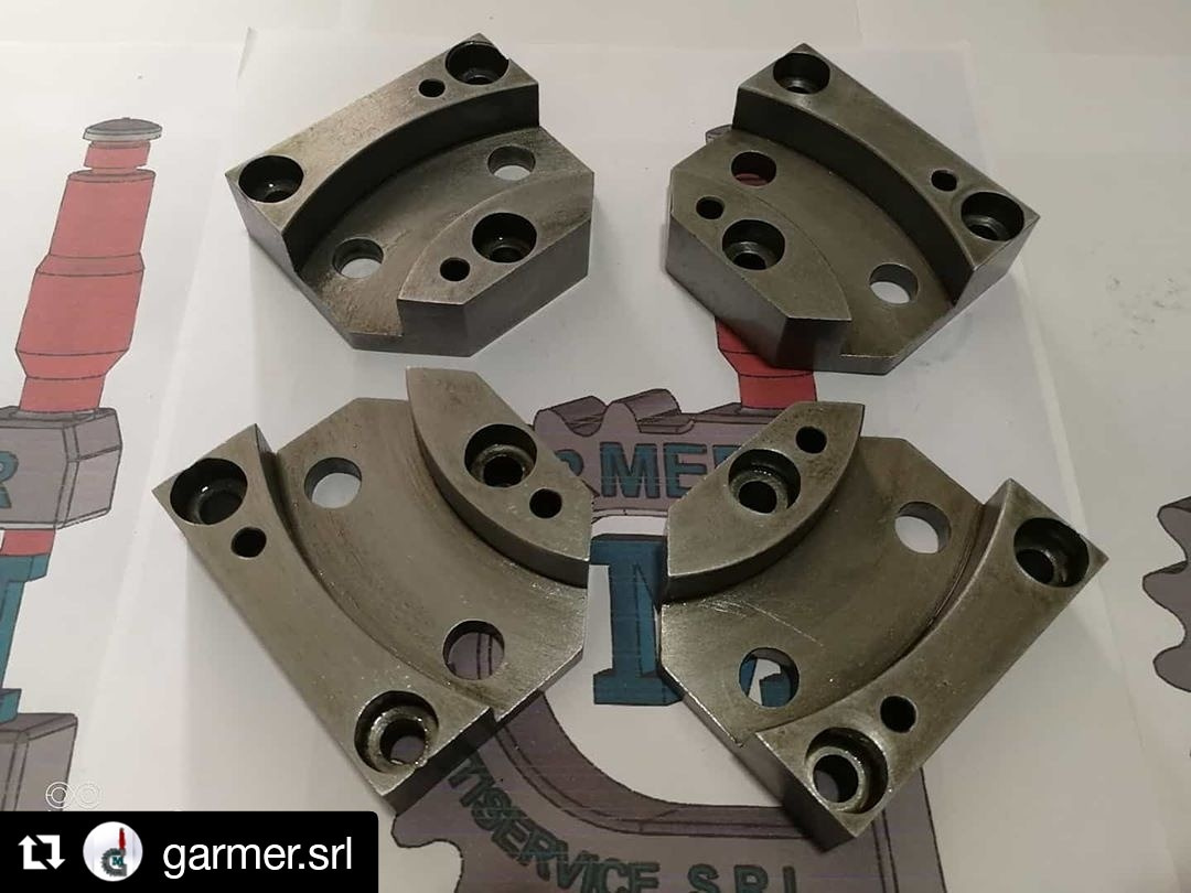 EXCÉNTRICAS CORREDERAS EN FUNDICIÓN DE HIERRO