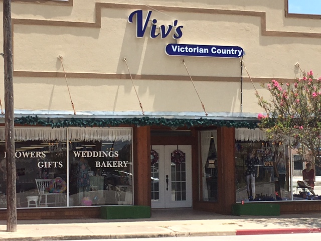 Vivian's Victorian Country