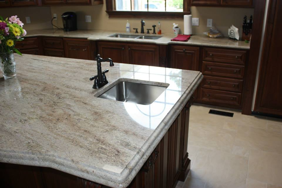 https://0201.nccdn.net/4_2/000/000/038/2d3/JC--Astoria-kitchen--960x640.jpg