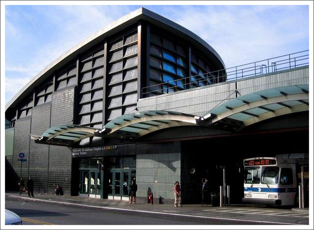 Jackson heights subway station||||