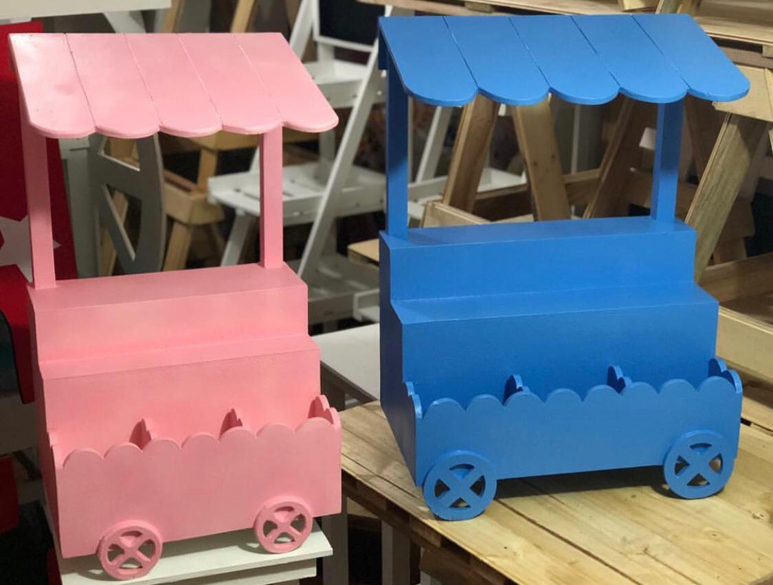 CARRETA DE MESA 
PEQUEÑA PARA POSTRES COLOR BLANCA
$30.000