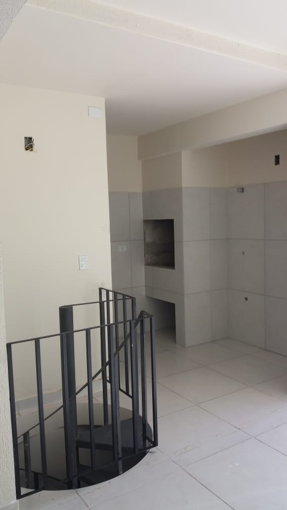 Churrasqueira (á carvão)