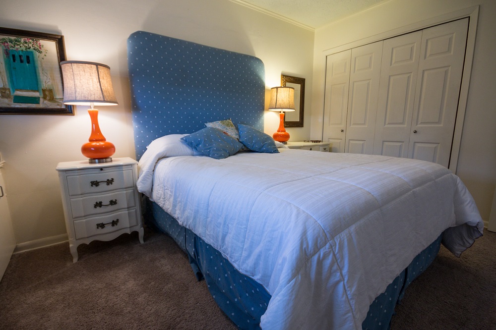 Queen Bedroom
