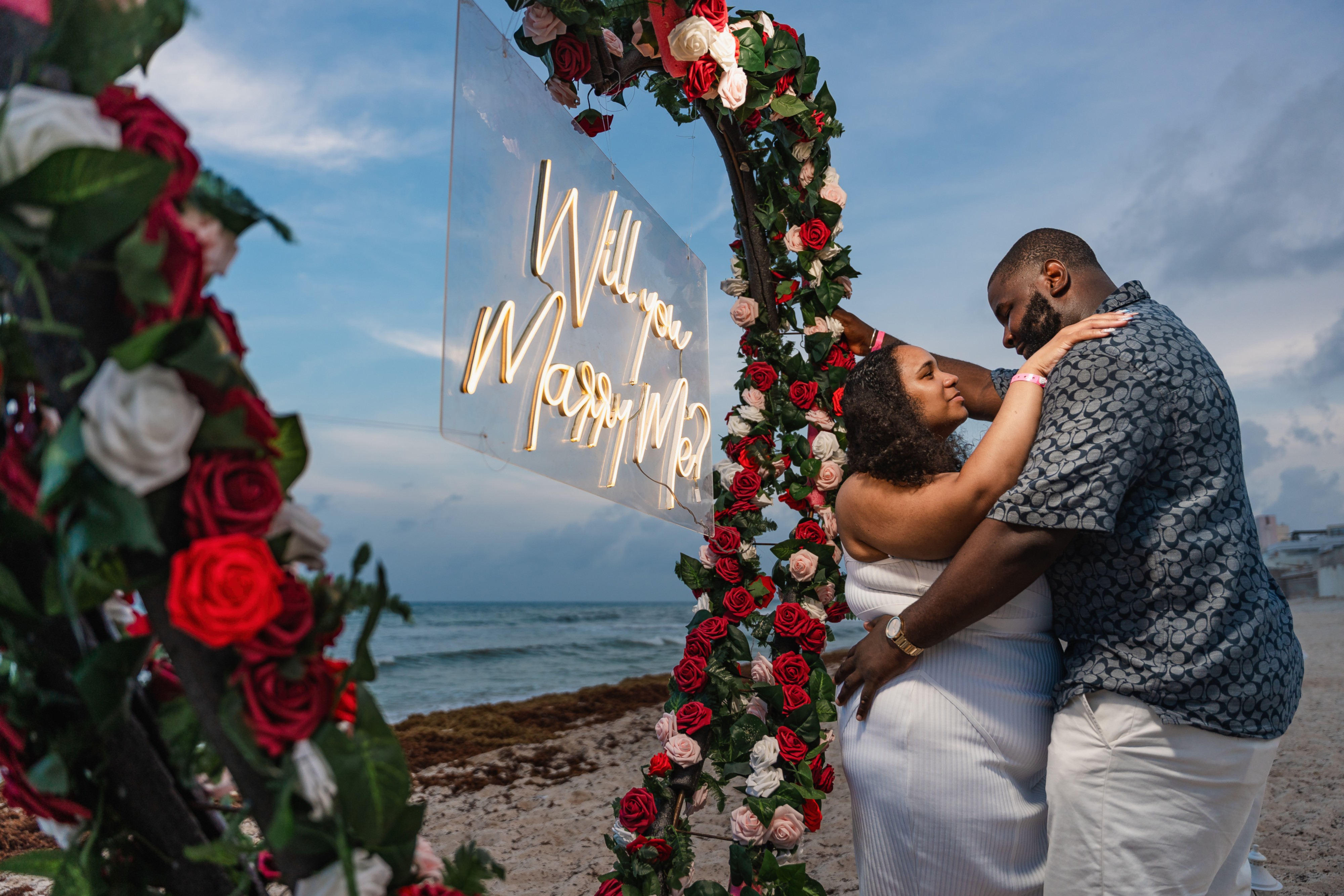 https://0201.nccdn.net/4_2/000/000/038/2d3/destination-proposal-photography43.jpg