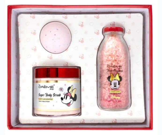 DMSS7962
THE CREME SHOP SWEETHEART SPA SET 
SUGAR BODY + SCRUB, BATH BOMB + BATH CRYSTALS
UPC: 849980079626
12 CS PACK
