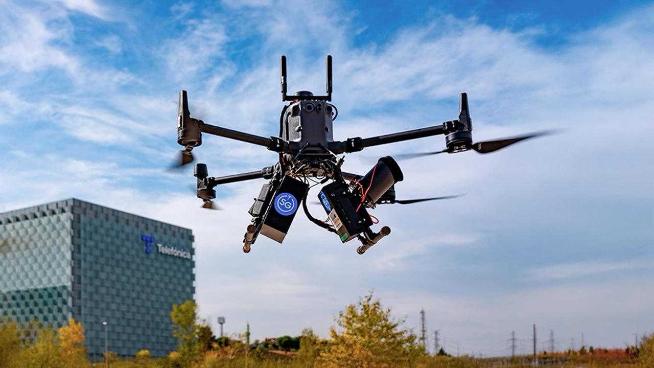 https://0201.nccdn.net/4_2/000/000/038/2d3/drone1.jpeg