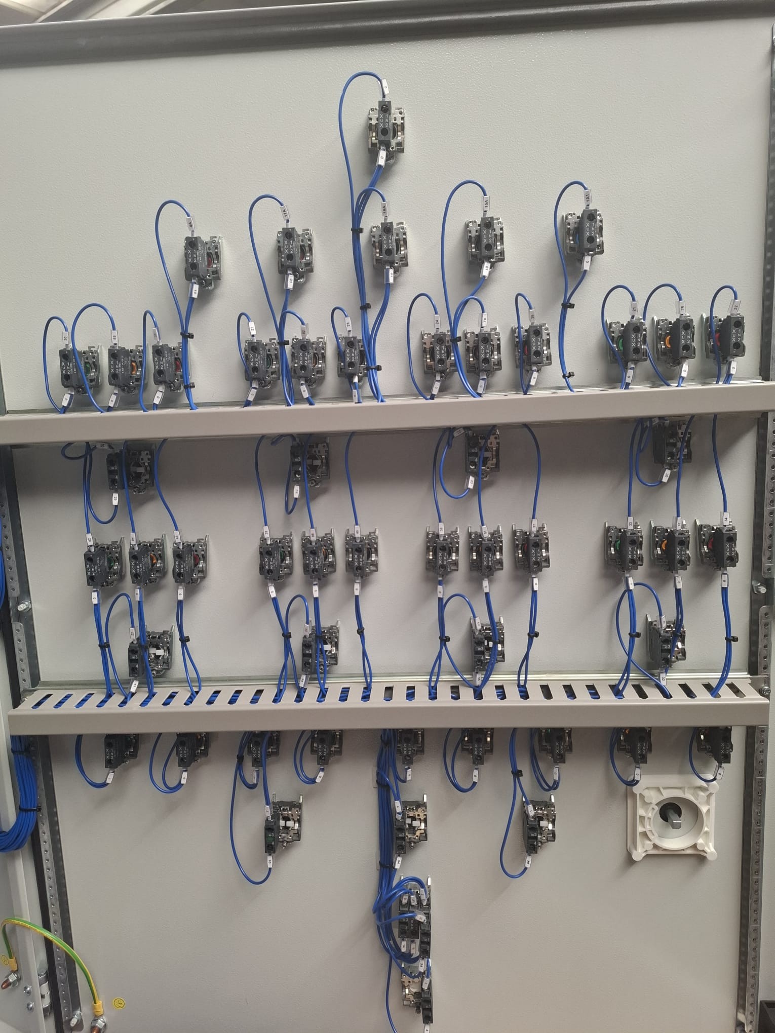 https://0201.nccdn.net/4_2/000/000/038/2d3/gas-pumps-panel-1.jpg