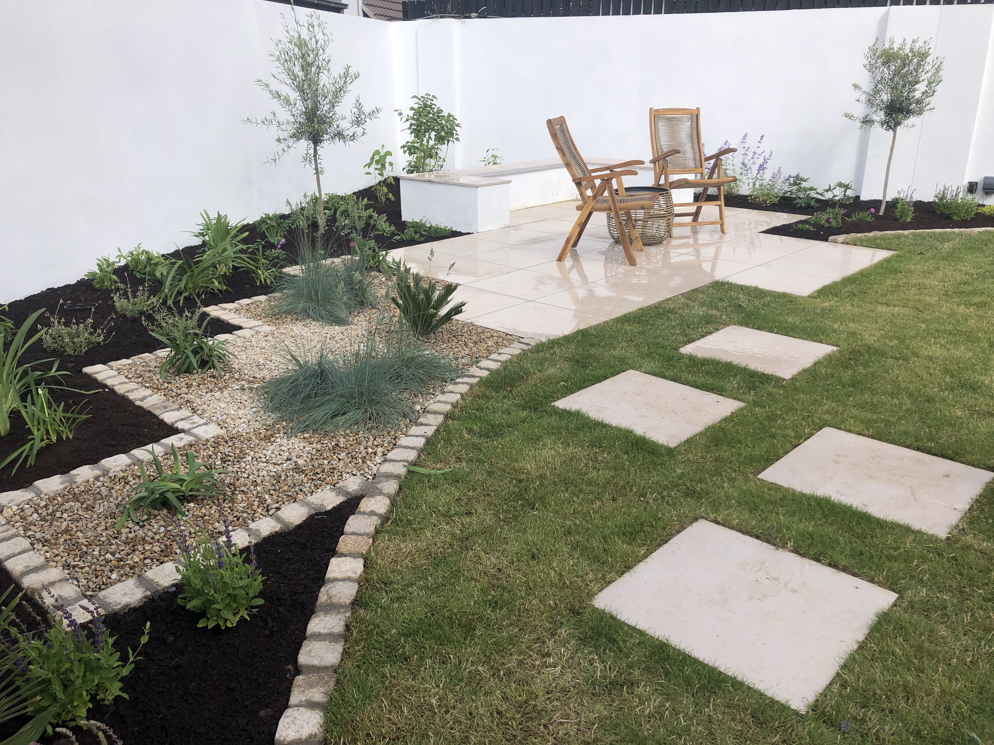 Gravel Garden & Patio