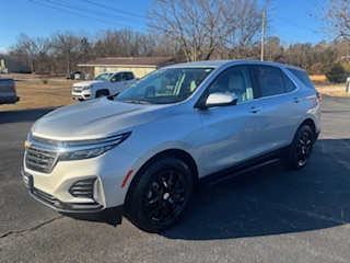 2022 Chevy Equinox  LT AWD
64,000 miles