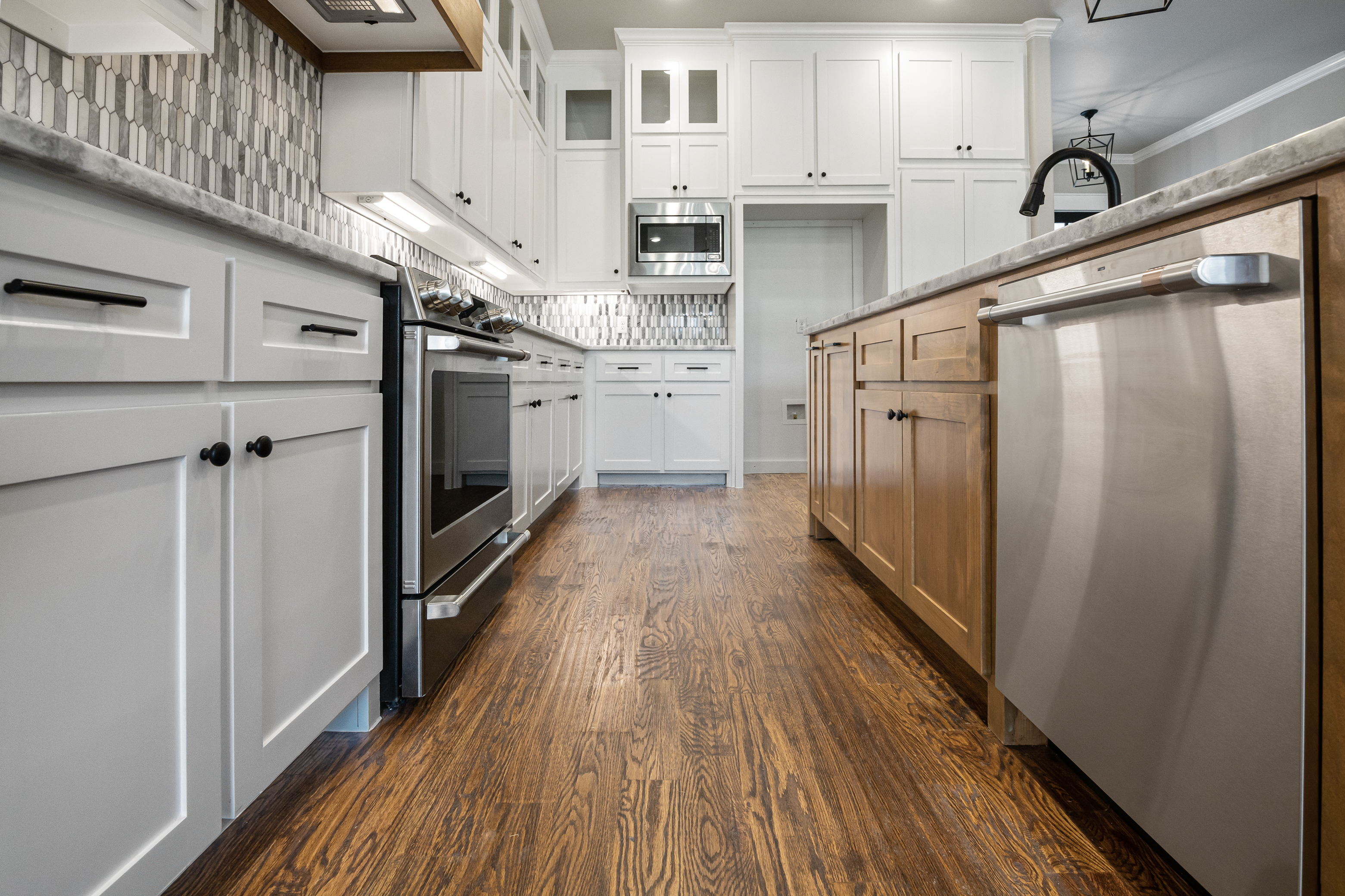 https://0201.nccdn.net/4_2/000/000/038/2d3/kitchen-low-shot.jpg