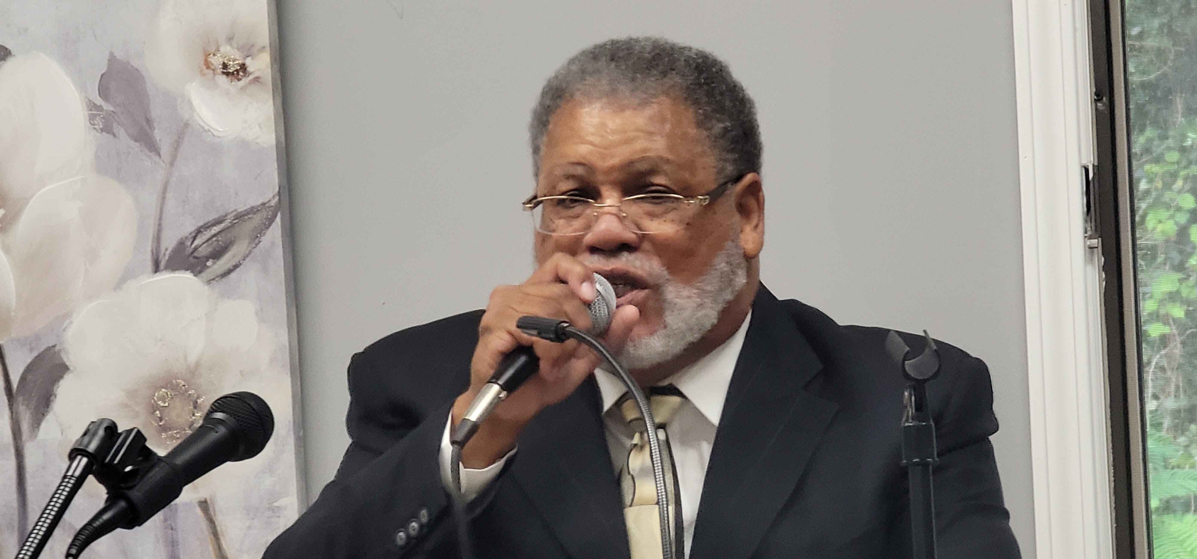 https://0201.nccdn.net/4_2/000/000/038/2d3/preach-bishop.jpg