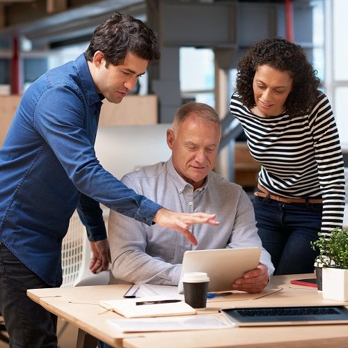 Sanitiza ambientes y superficies