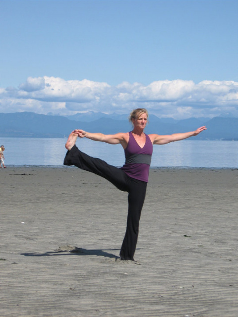 Hasta Padangusthasana - Hand to  Big Toe Pose 