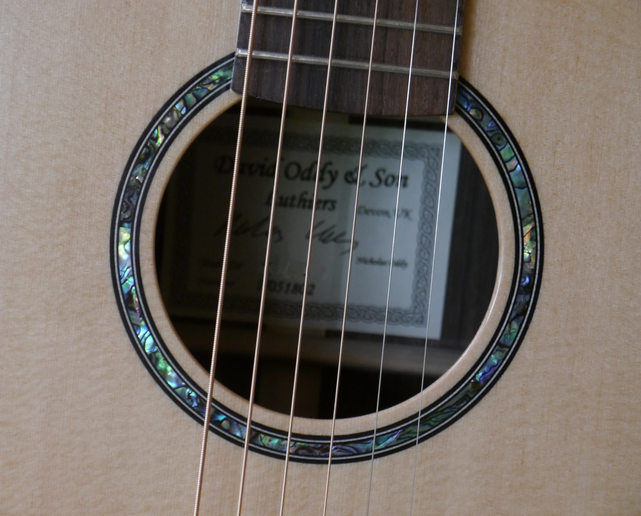 https://0201.nccdn.net/4_2/000/000/038/2d3/soundhole.jpg