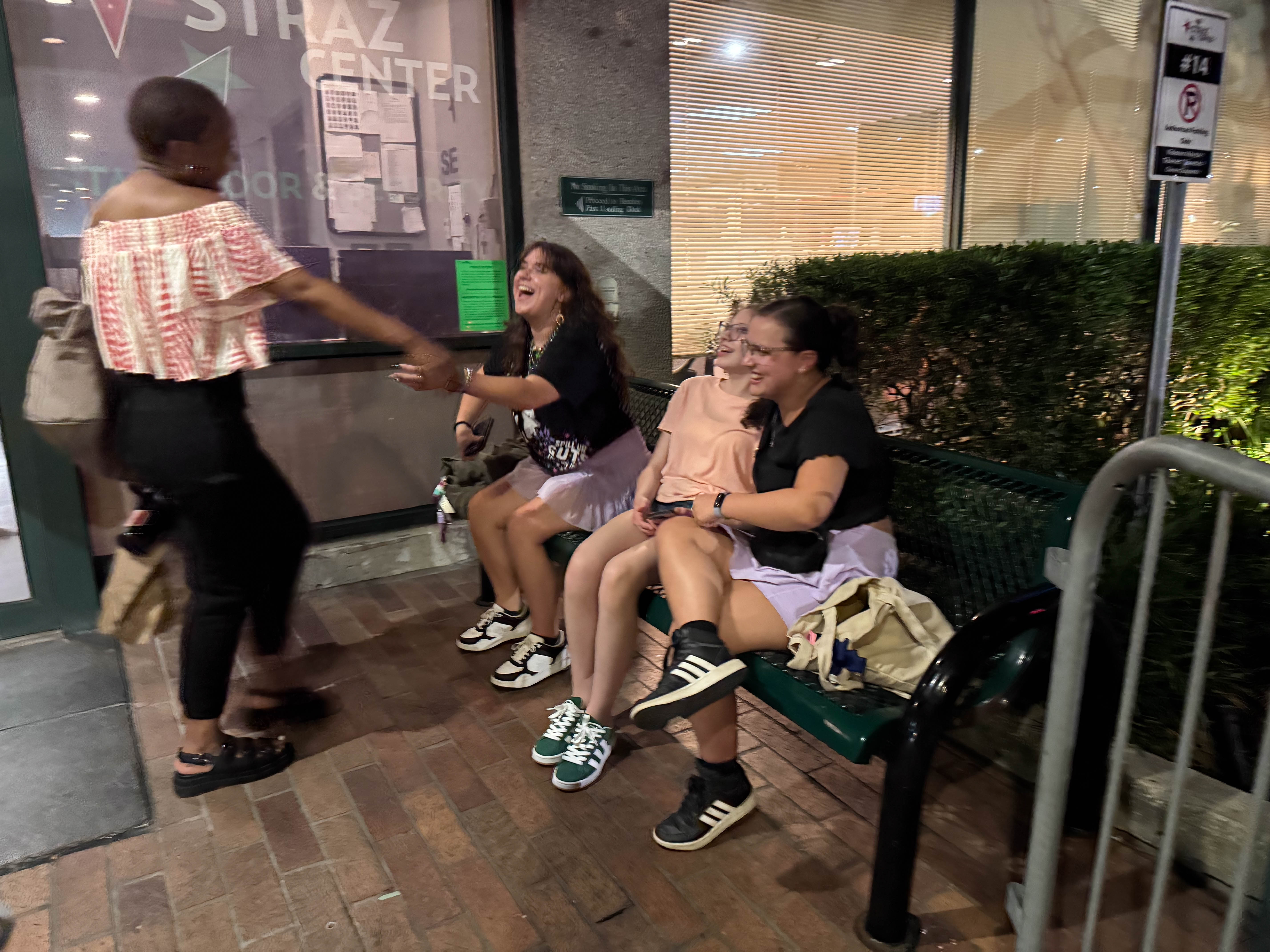 https://0201.nccdn.net/4_2/000/000/038/2d3/tampa-order-11.jpg