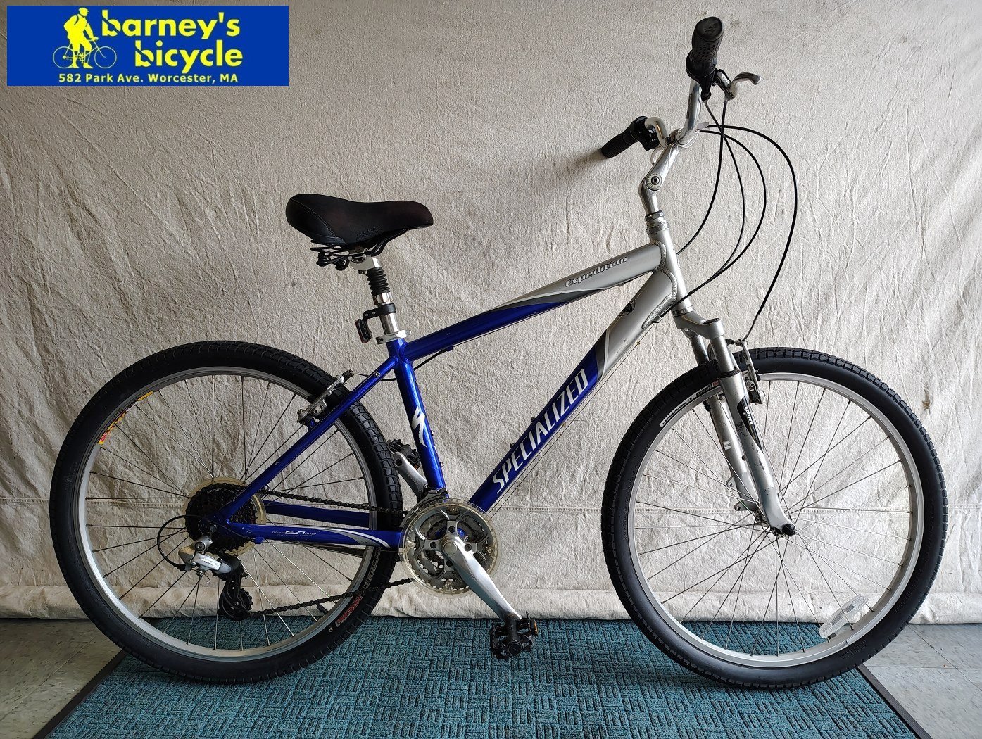 Specialized Expedition
Frame Size: 17" MD / Rider Height: 5'5-5'8
Price: $419..00 (Professionally Tuned)