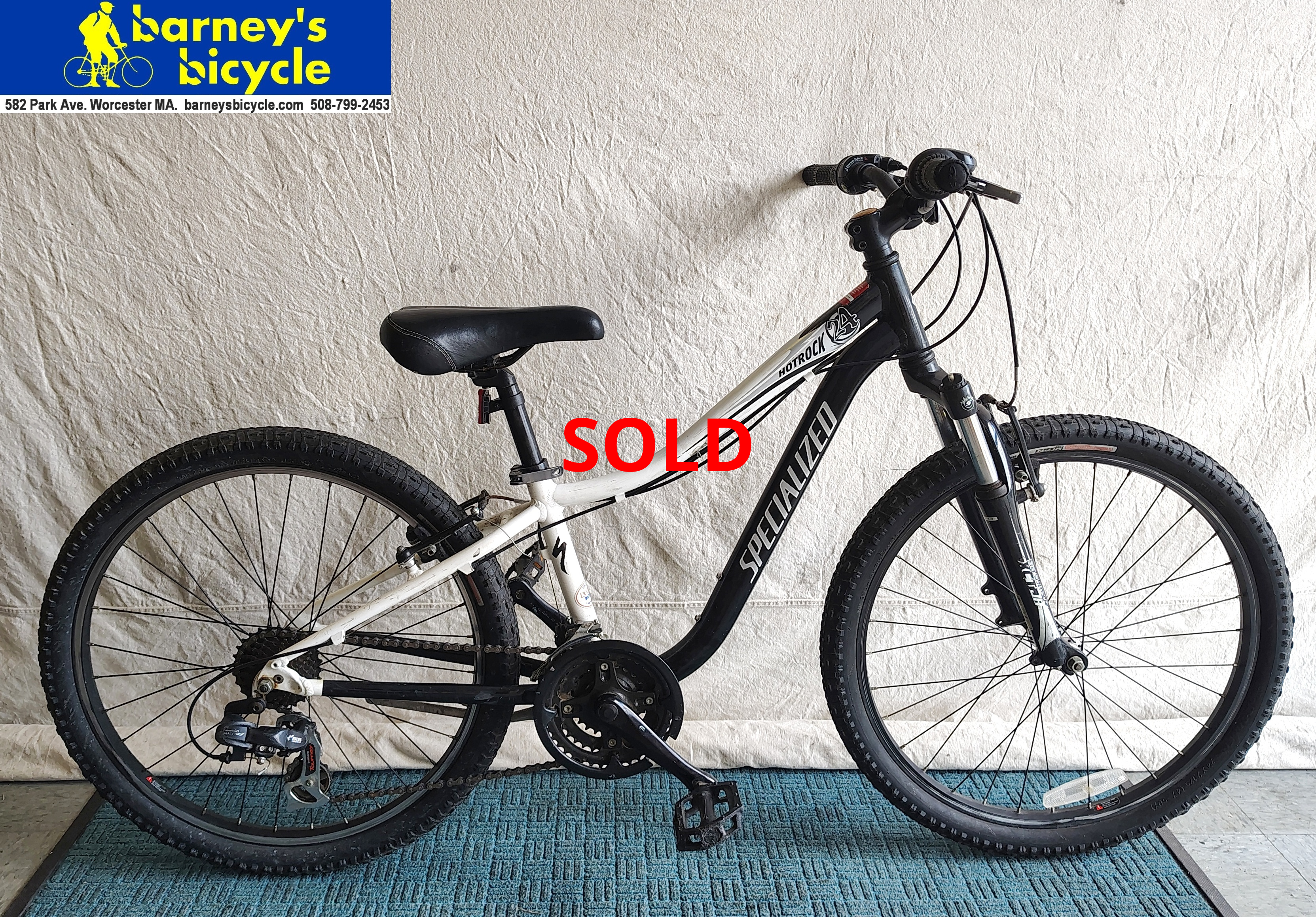 Specialized Hotrock 24
Wheel Size: 24"/ Ages 9-12 / Speeds: 21spd
$259.00 