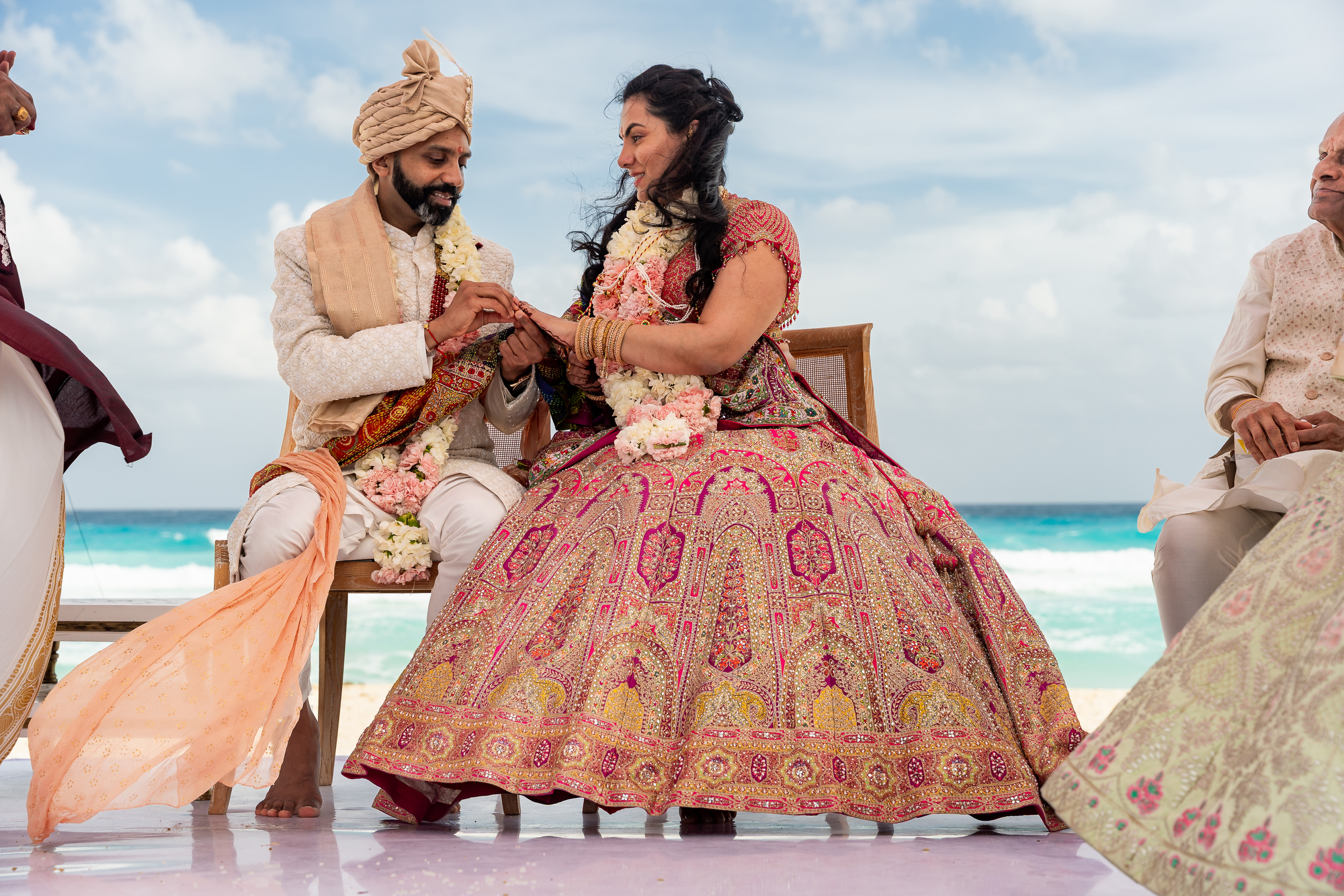 https://0201.nccdn.net/4_2/000/000/038/2d3/urmi-sid-55.jpg