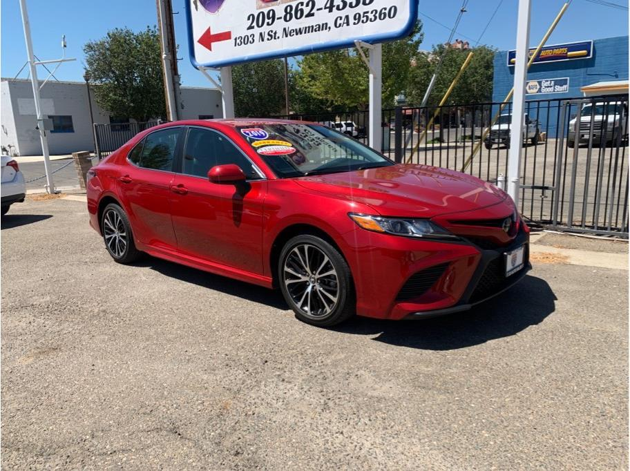 2019 TOYOTA CAMRY SE
Miles: 35,343
Drive: FWD
Trans: Automatic, 8-Spd w/Sequential Shift
Engine: 4-Cyl, 2.5 Liter
Stock: 1179
VIN: 179226