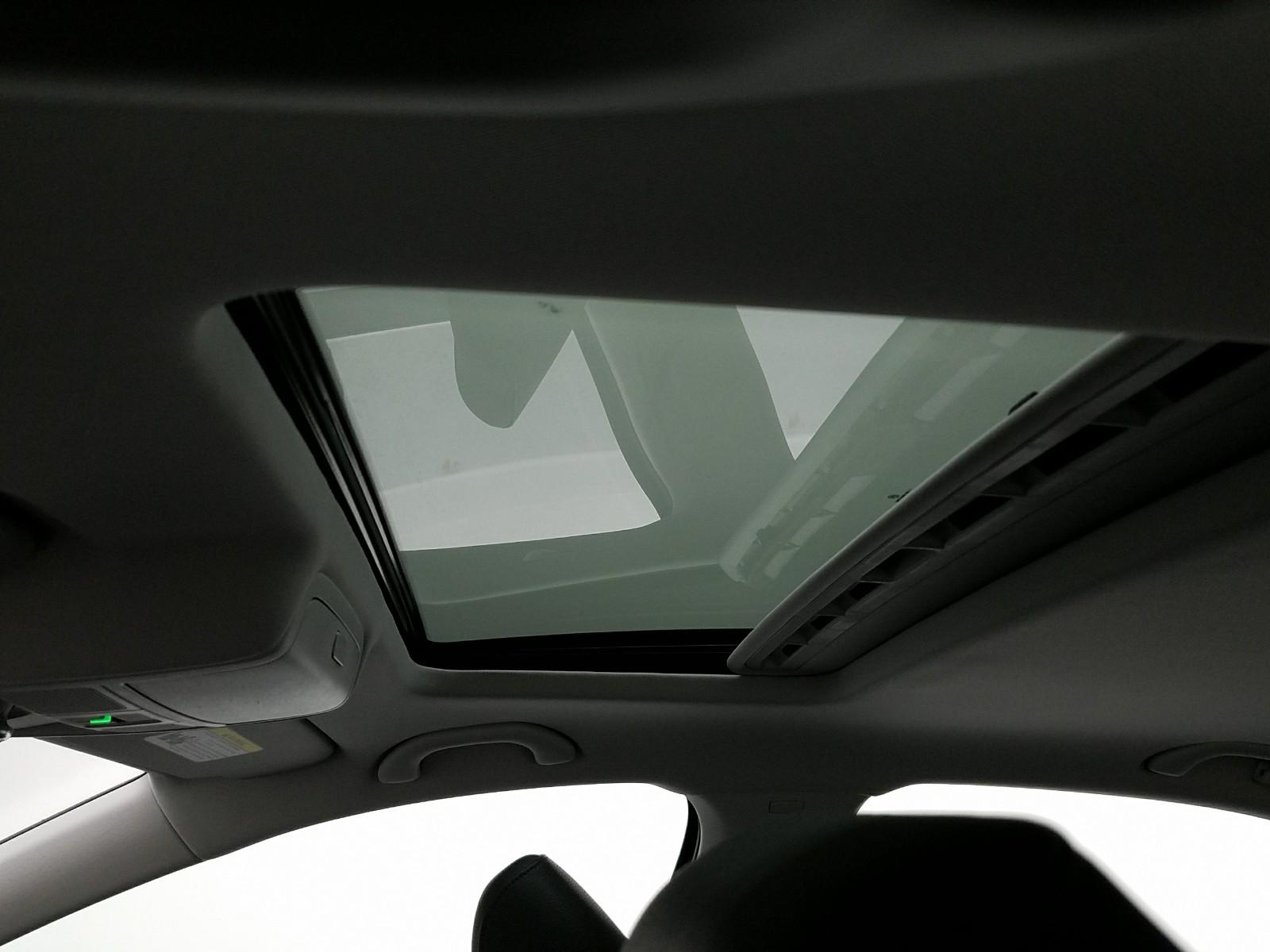 SUNROOF