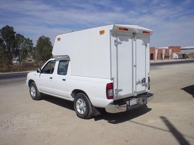 2.1.12 CAMPERS VOLADO PICK UP DE ALUMINIO