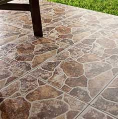 EMPEDRADO CAFÉ 
Medidas: 40X40 cm