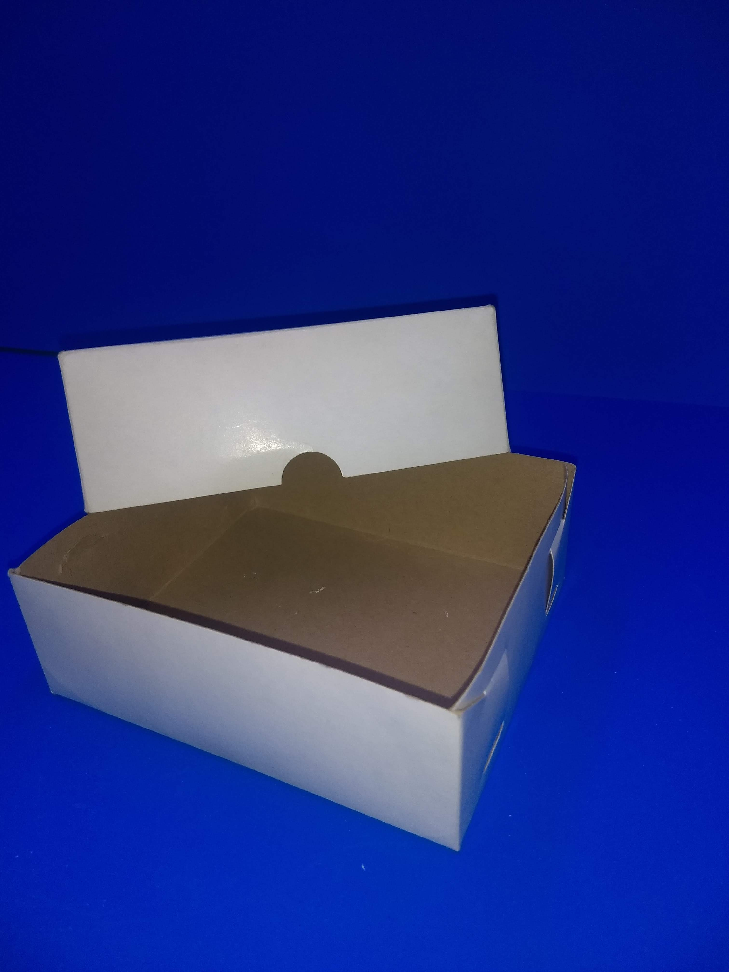 CAJA CAPLE BLANCA
MODELO #25  34X19X8