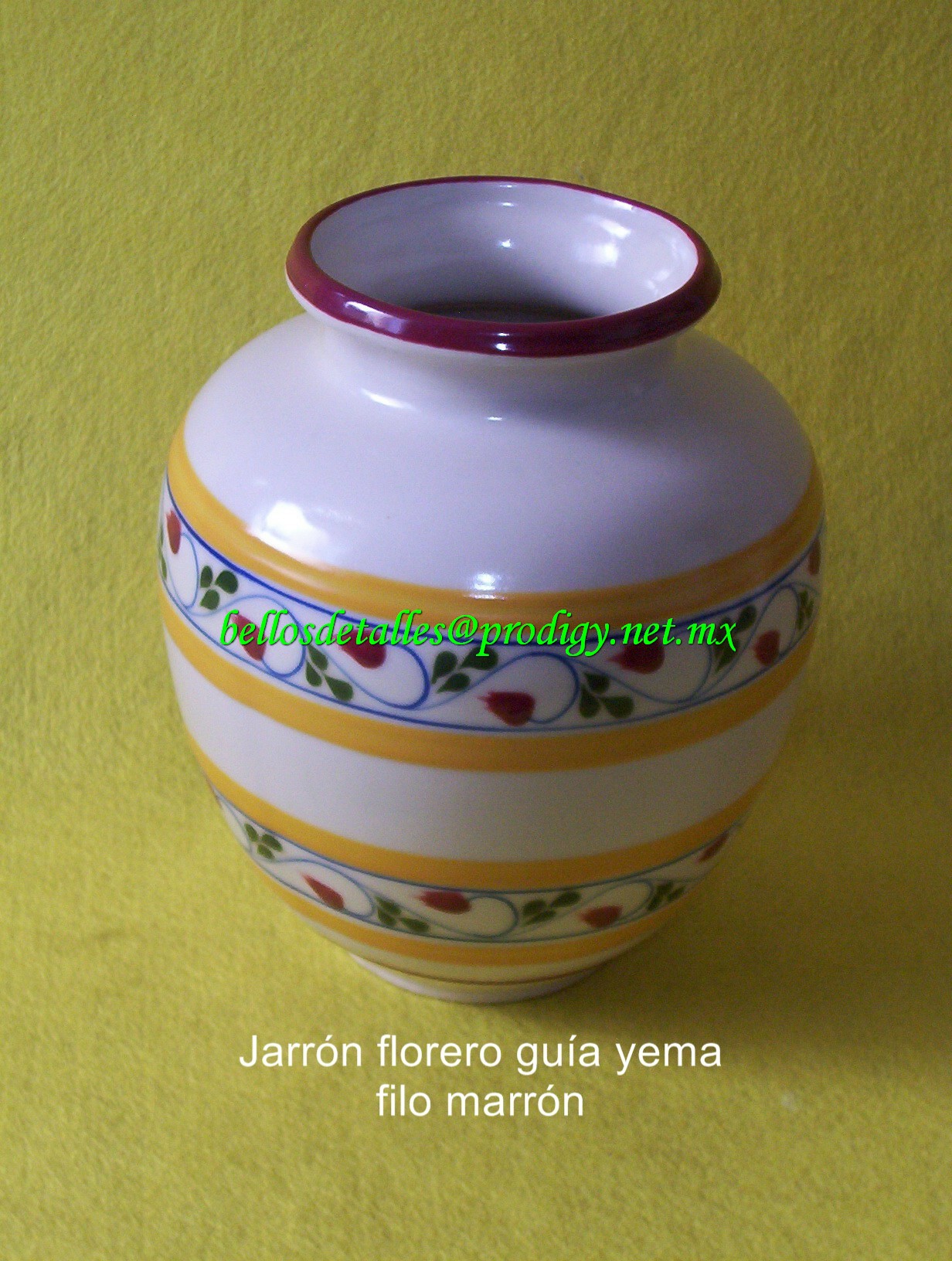 https://0201.nccdn.net/4_2/000/000/03f/ac7/Jarr--n-florero-gu--a-yema-filo-marr--n.jpg