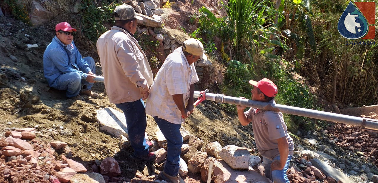 REPARACIÓN DE FUGA DE AGUA EN COLONIA SAN MIGUEL