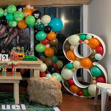 Numero Hueco
para rellenar con Globos
Medidas 1,40cm de Altura
24 cm Profundidad
Alquiler $ 60.000 SIN GLOBOS