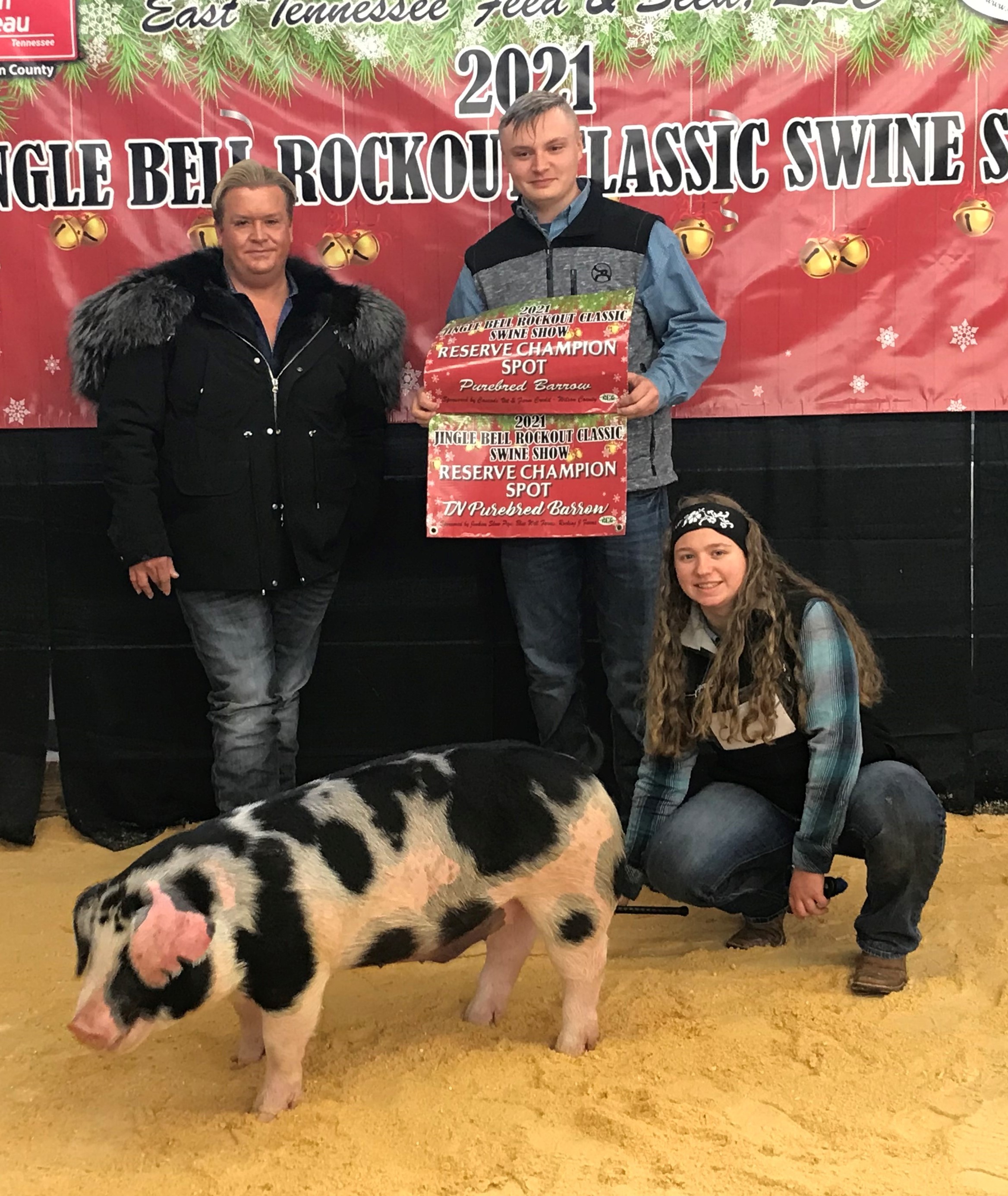 Abigail Henry
2021 Jingle Bell Rockout
Classic Swine Show
Reserve Champion Spot Barrow
Reserve Champion Spot Barrow 
-TN Bred
